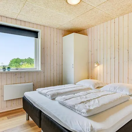 Holiday home Beautiful In Sydals With Kitchen Skovbyballe